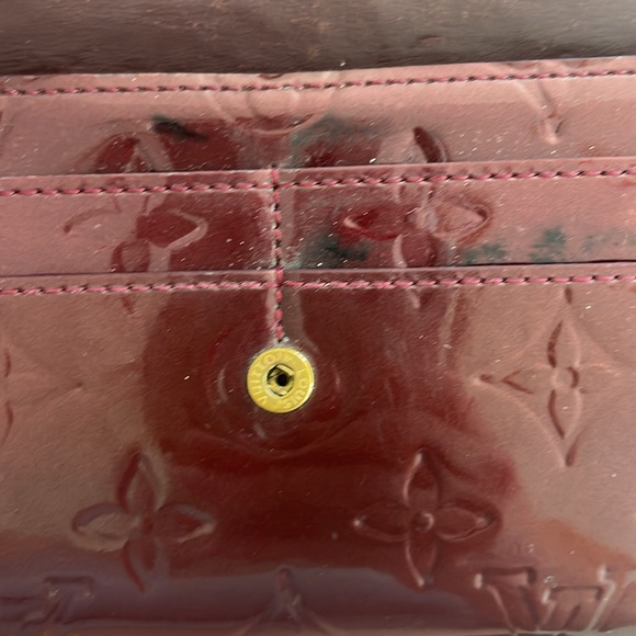 Louis Vuitton Vernis Sarah Wallet Rouge - Picture 7 of 11